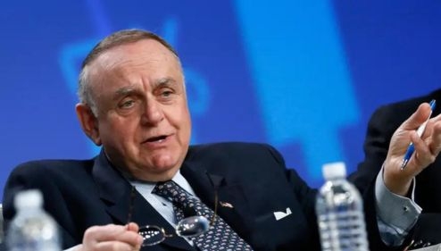 Billionaire Leon Cooperman Sounds the Alarm on Looming Financial Crisis
